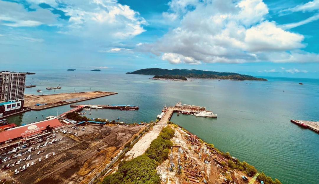 Winj Management At Jesselton Quay Kota Kinabalu Exterior foto